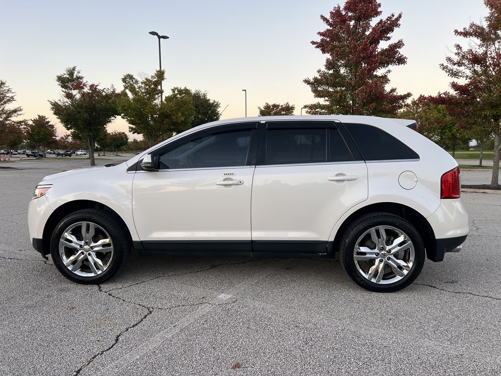 Photo 2 of this FORD EDGE