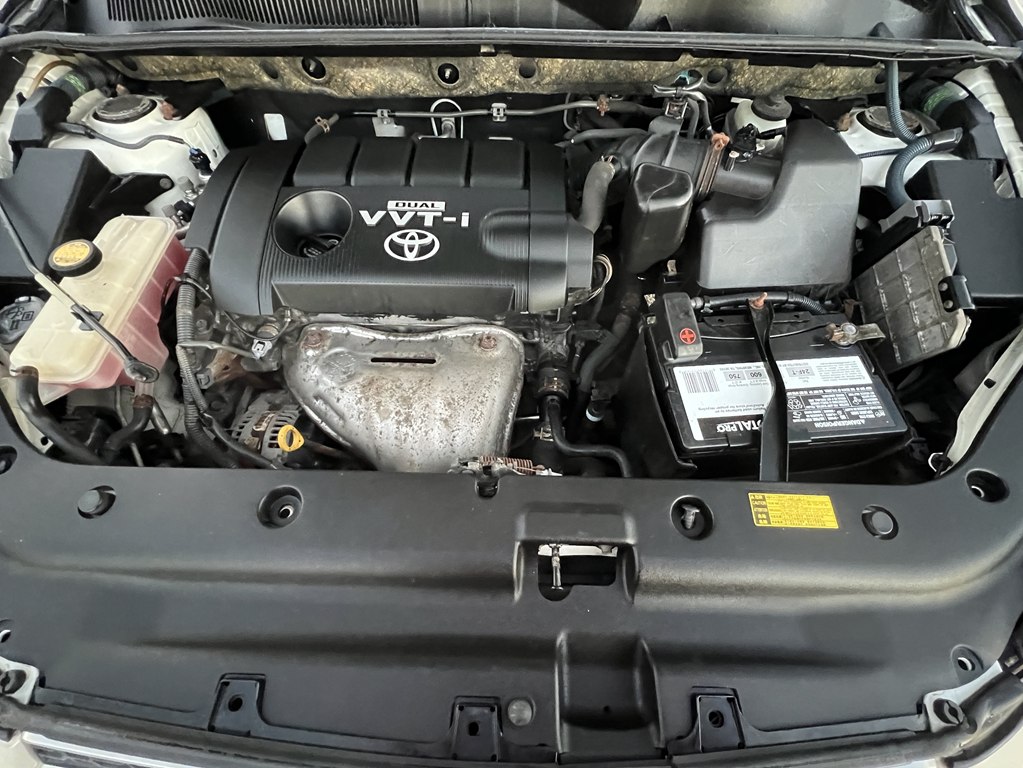 Photo 9 of this TOYOTA RAV4