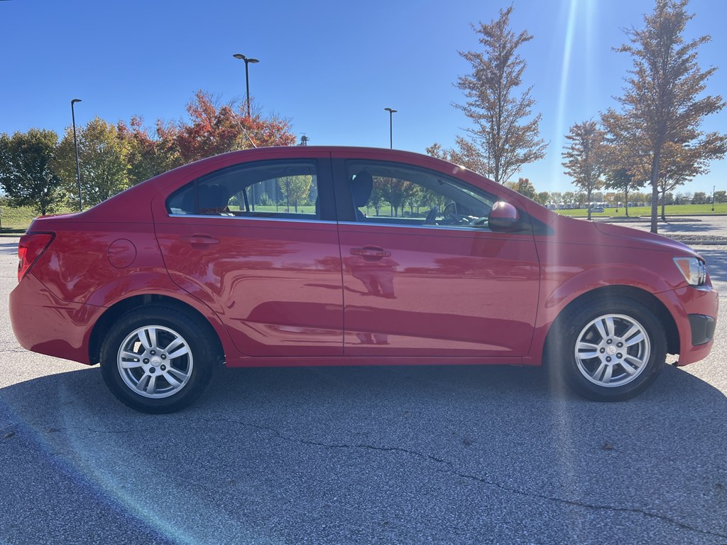 Photo 6 of this CHEVROLET SONIC