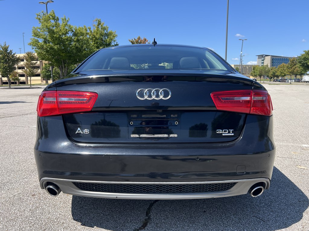 Photo 4 of this AUDI A6