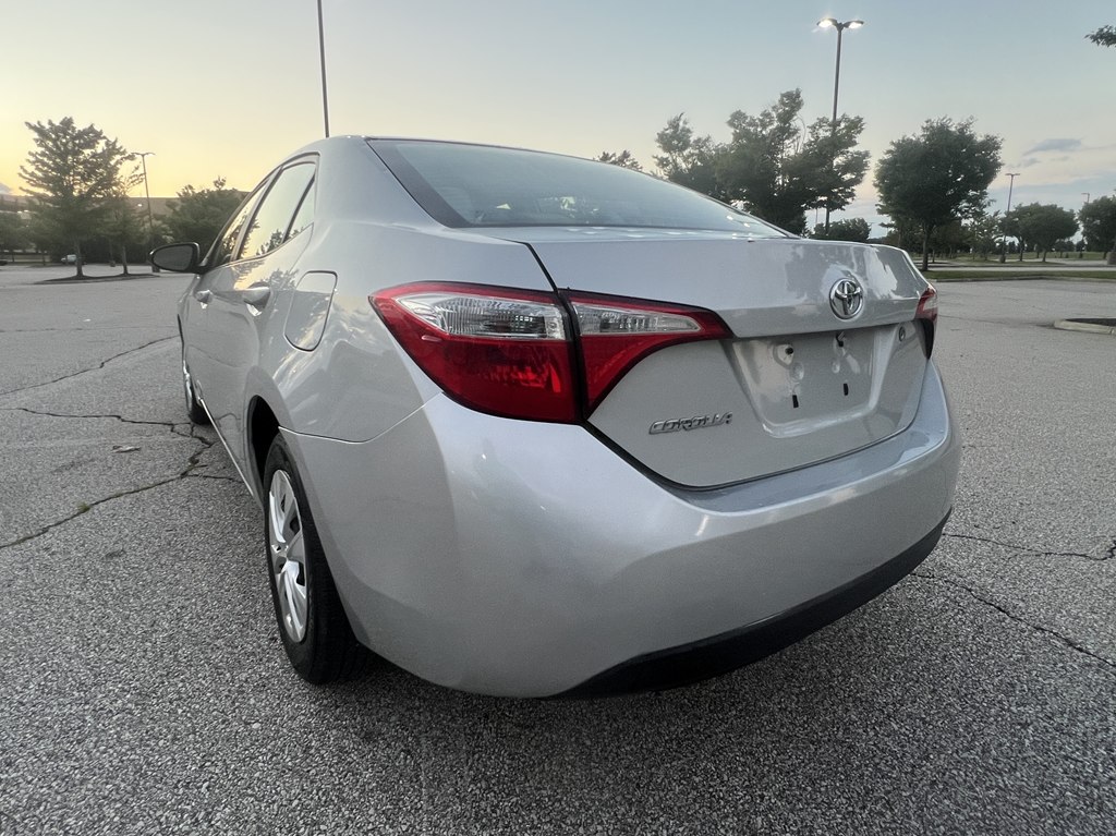 Photo 3 of this TOYOTA COROLLA