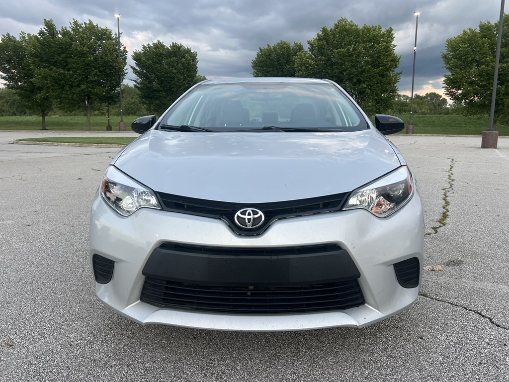Photo 8 of this TOYOTA COROLLA