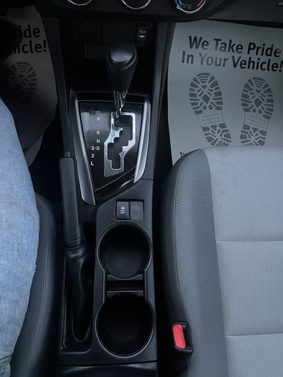 Photo 21 of this TOYOTA COROLLA