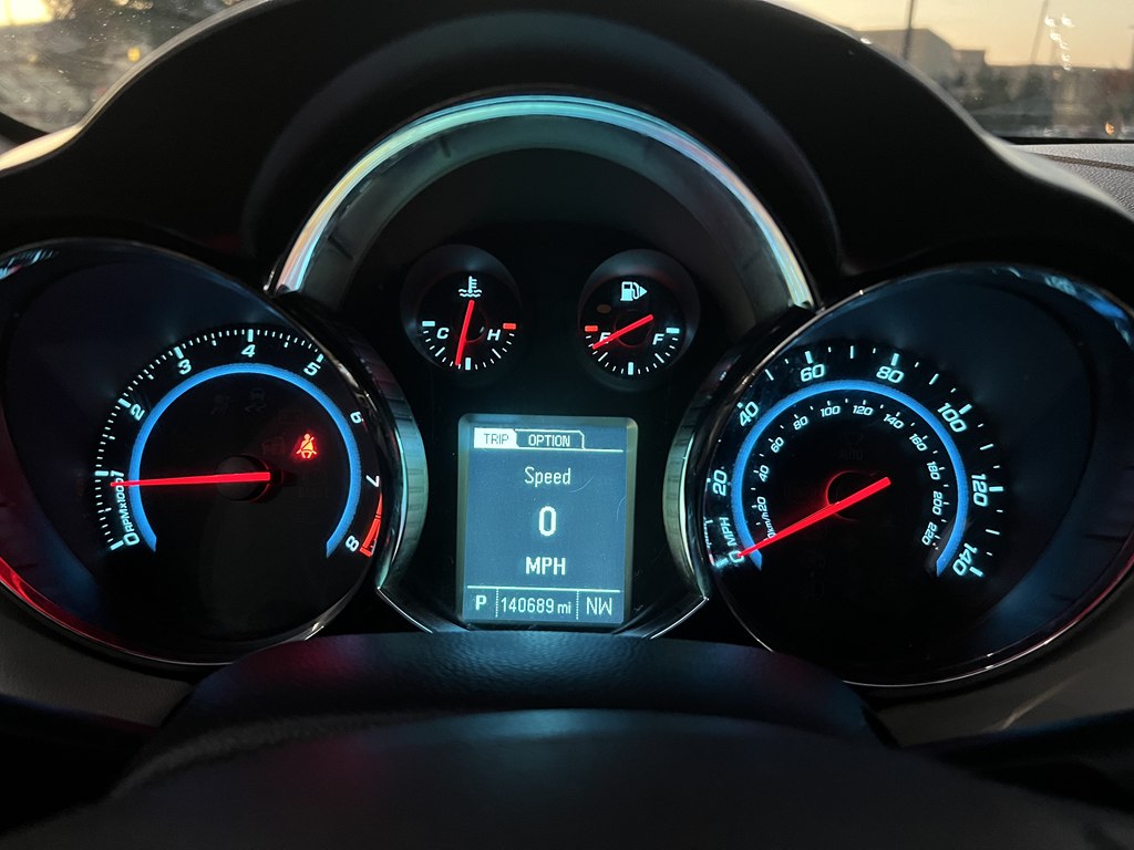 Photo 17 of this CHEVROLET CRUZE