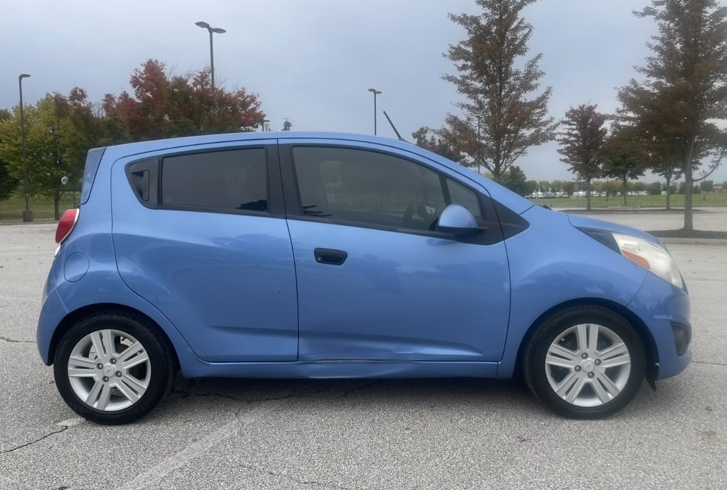 Photo 6 of this CHEVROLET SPARK