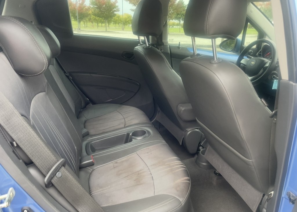 Photo 13 of this CHEVROLET SPARK