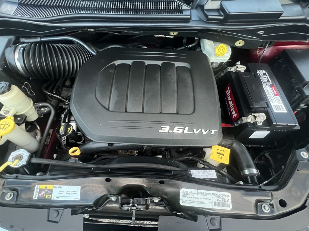Photo 9 of this DODGE GRAND CARAVAN