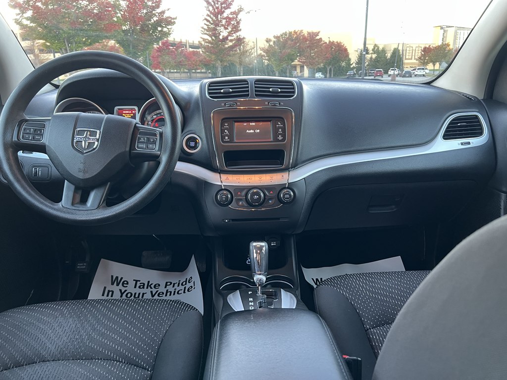 Photo 18 of this DODGE JOURNEY