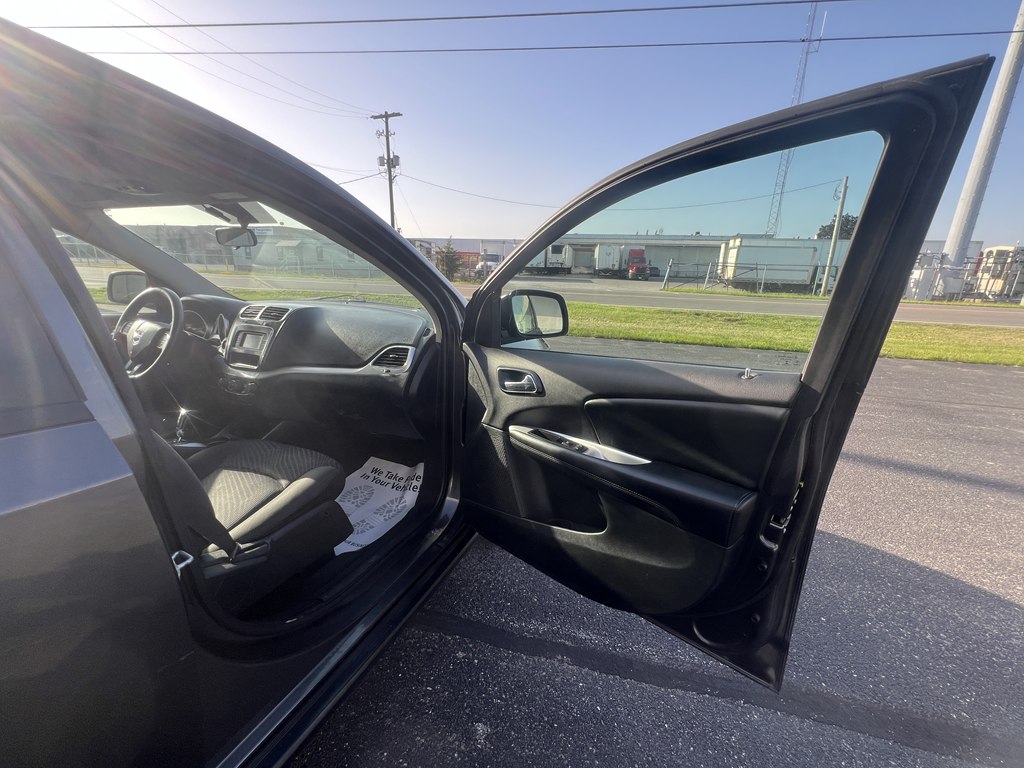 Photo 10 of this DODGE JOURNEY