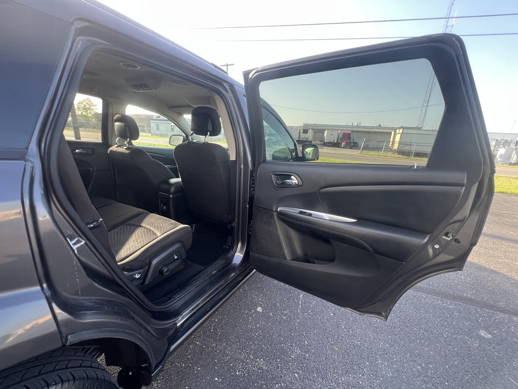 Photo 12 of this DODGE JOURNEY