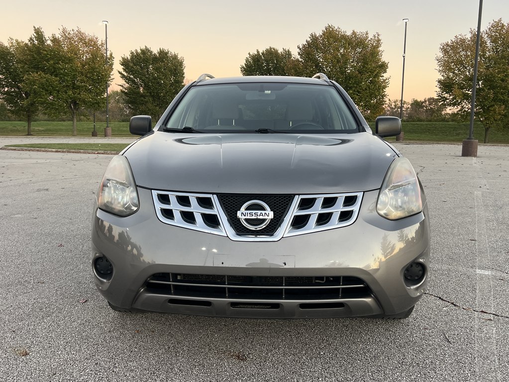 Photo 8 of this NISSAN ROGUE SELECT