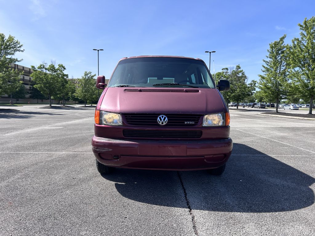 Photo 8 of this VOLKSWAGEN EUROVAN