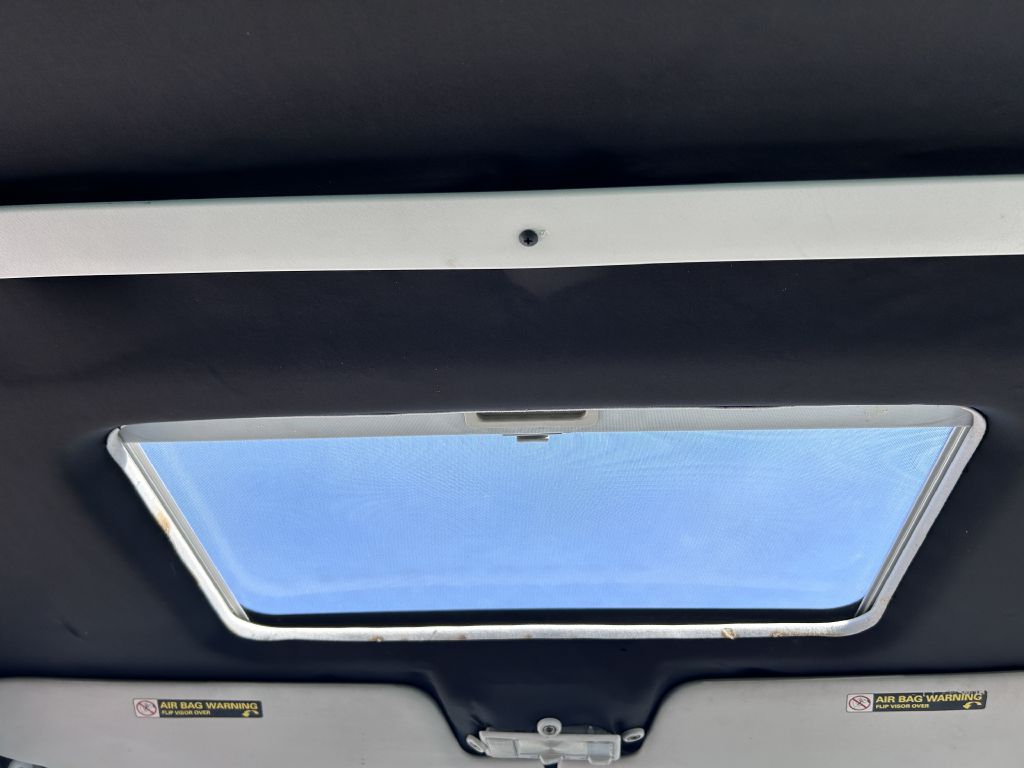 Photo 13 of this VOLKSWAGEN EUROVAN