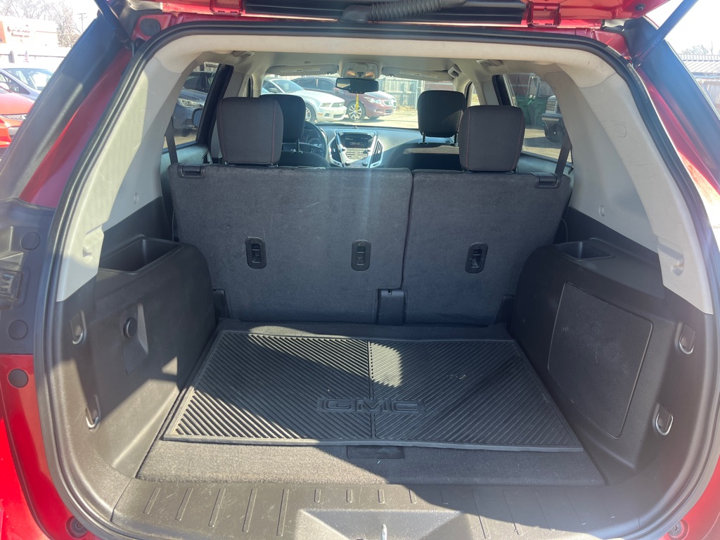 Photo 8 of this GMC TERRAIN