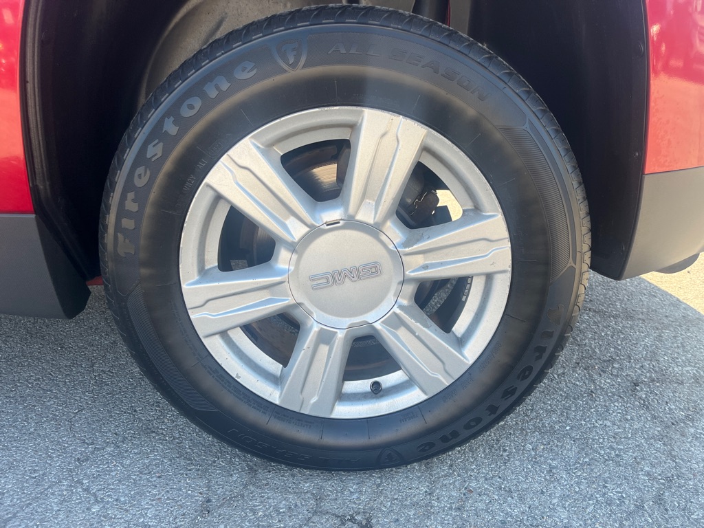 Photo 9 of this GMC TERRAIN