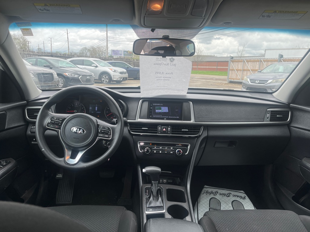 Photo 9 of this KIA OPTIMA