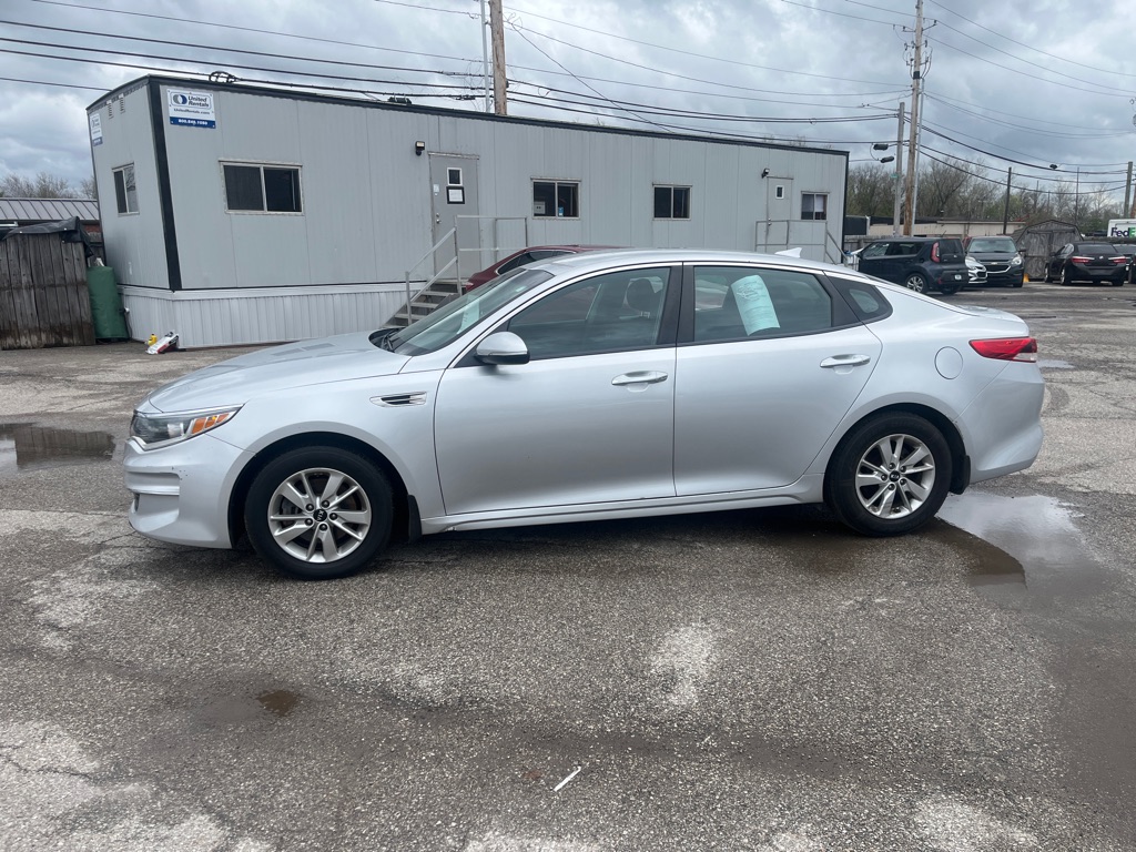 Photo 4 of this KIA OPTIMA
