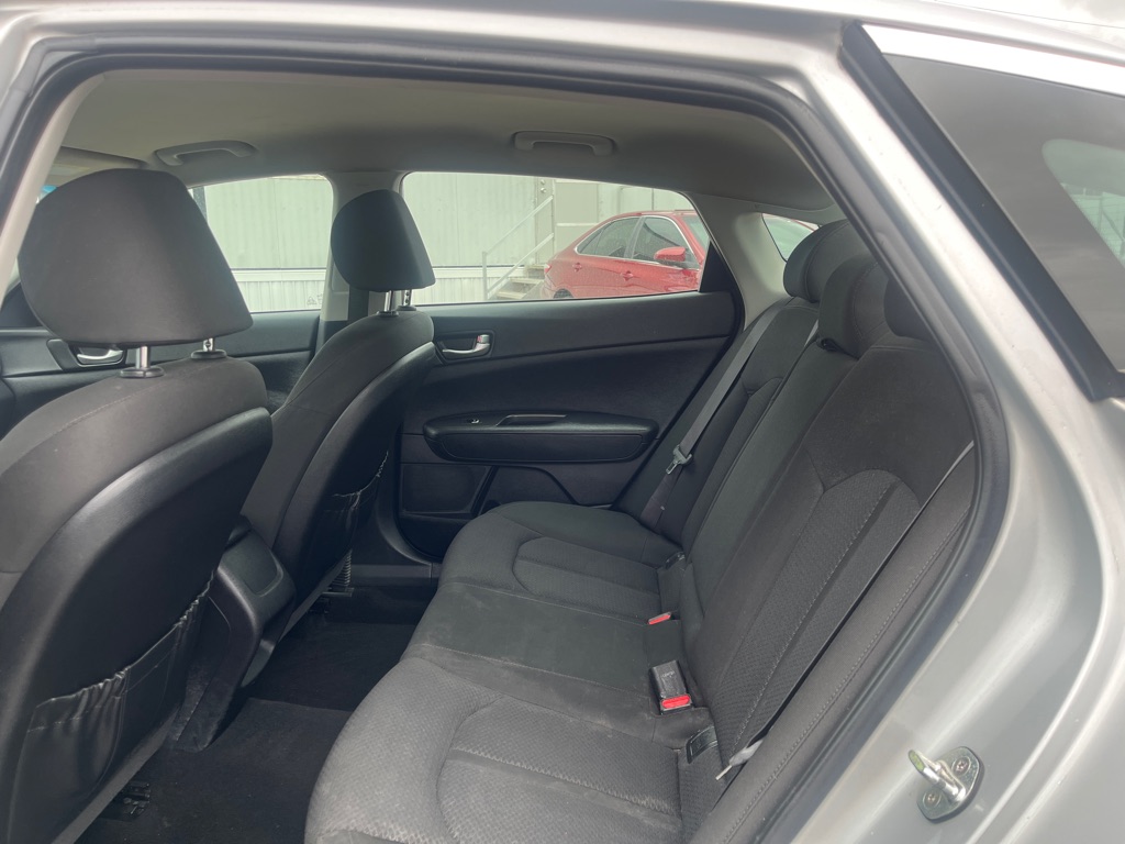 Photo 8 of this KIA OPTIMA