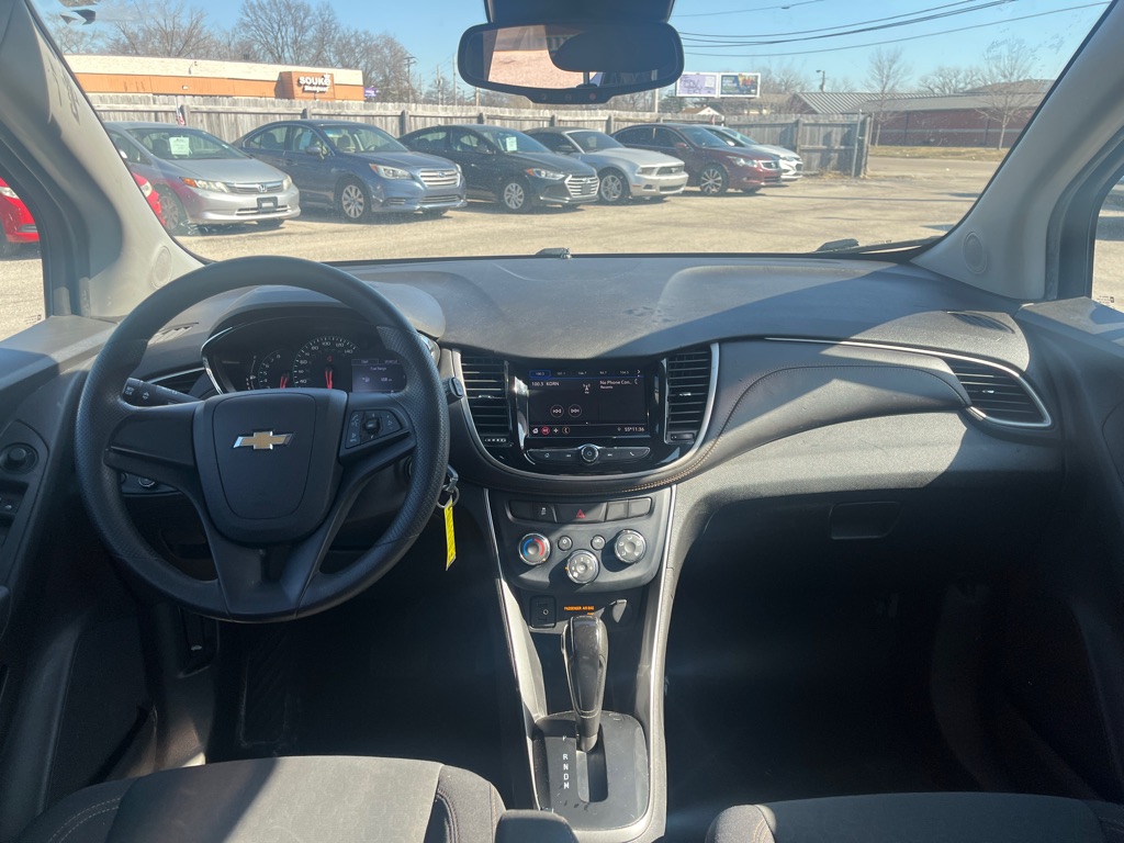 Photo 9 of this CHEVROLET TRAX