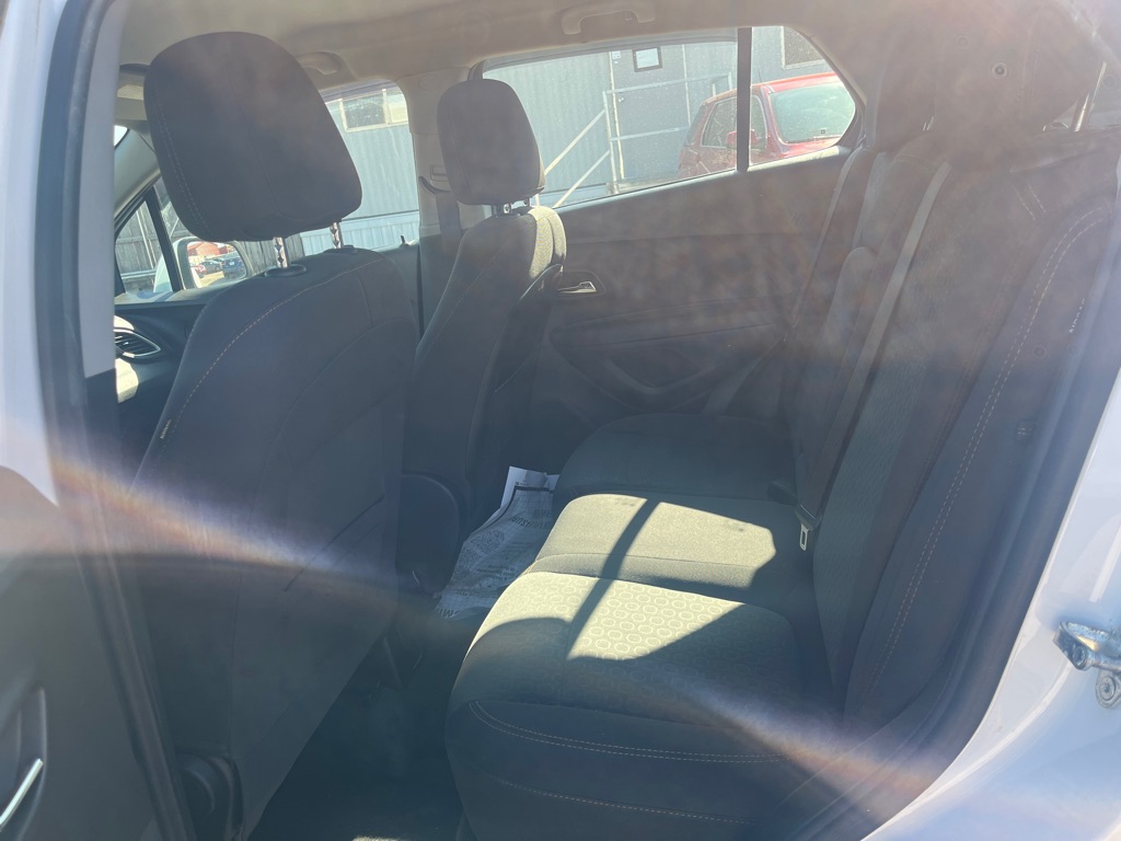 Photo 10 of this CHEVROLET TRAX