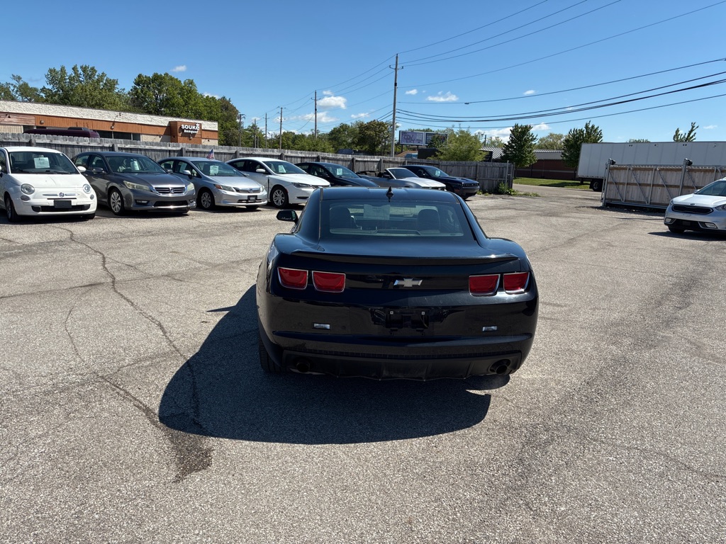 Photo 6 of this CHEVROLET CAMARO