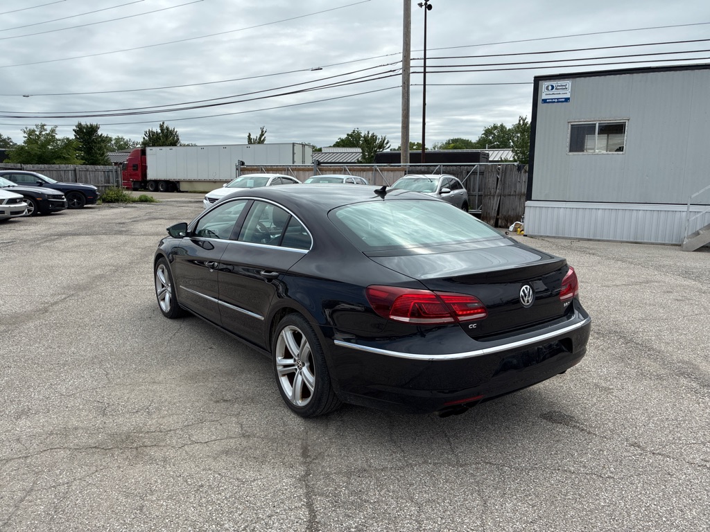 Photo 5 of this VOLKSWAGEN CC