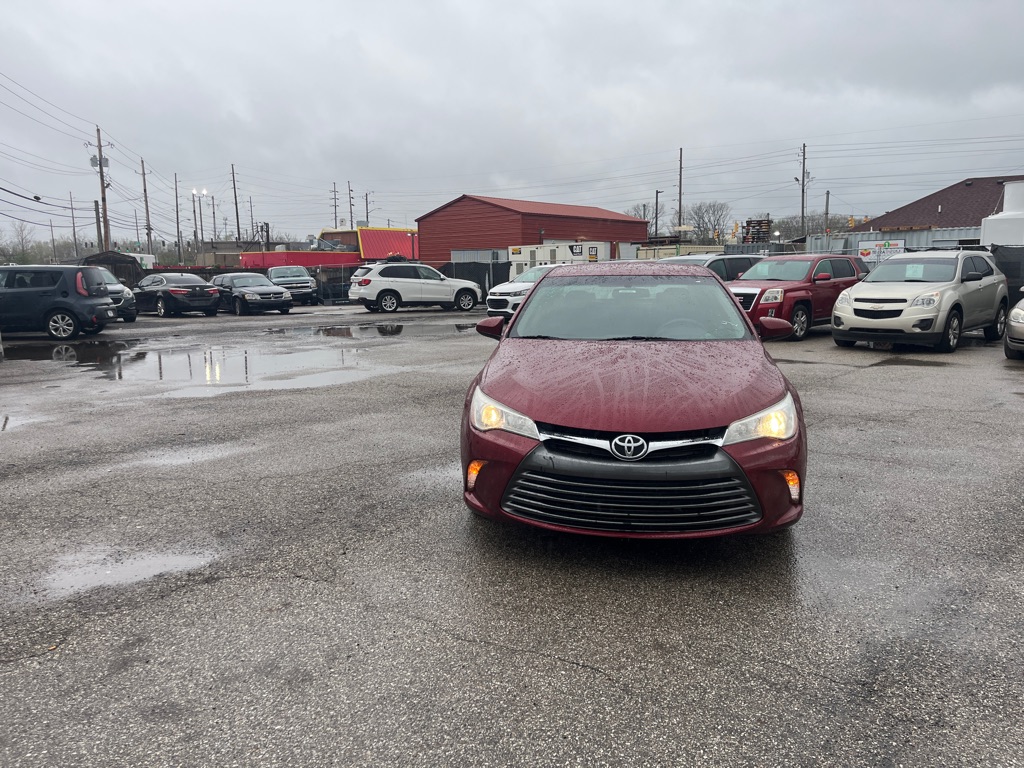 Photo 2 of this TOYOTA CAMRY