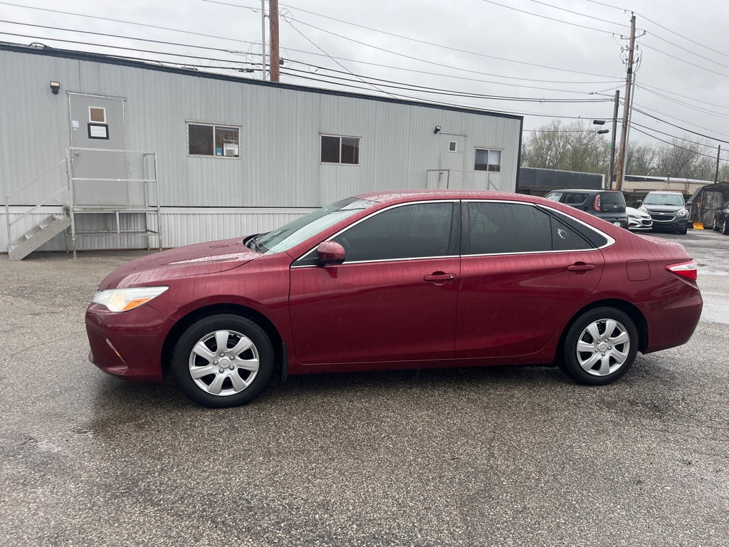 Photo 4 of this TOYOTA CAMRY