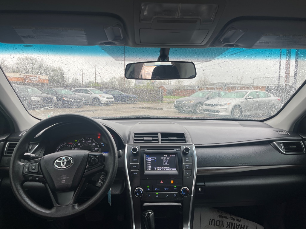 Photo 10 of this TOYOTA CAMRY