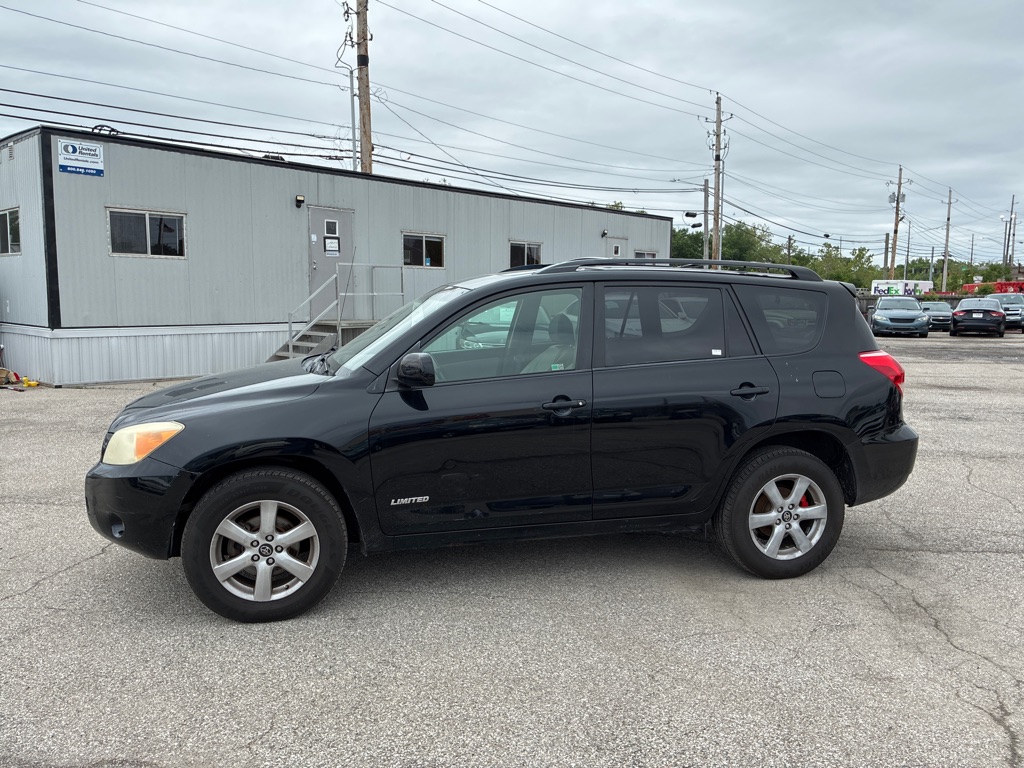 Photo 4 of this TOYOTA RAV4