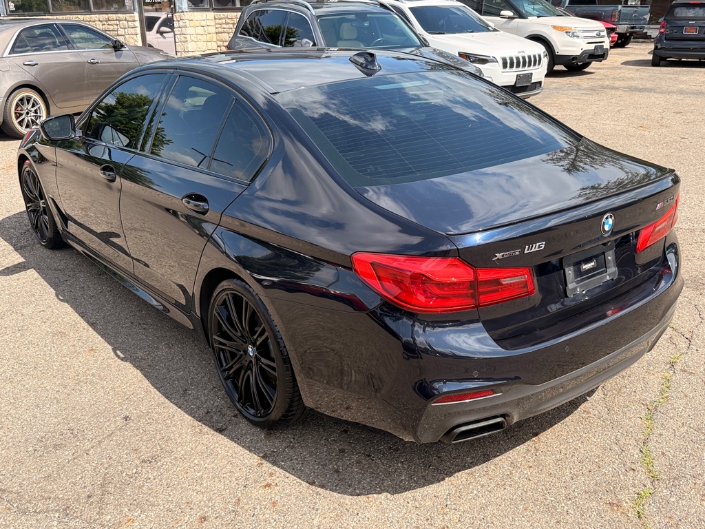 Photo 6 of this BMW 5 SERIES