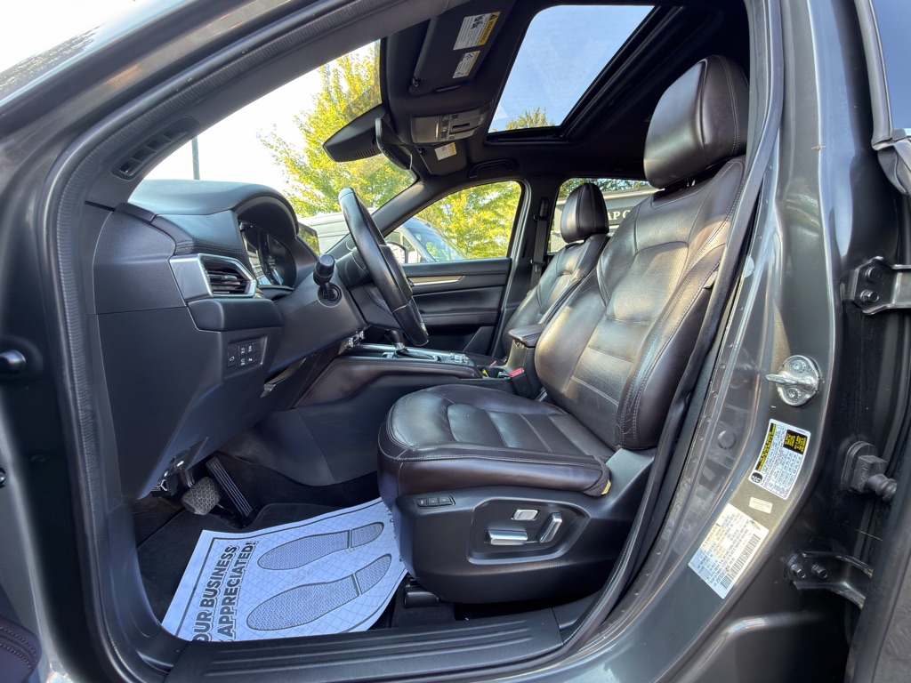 Photo 16 of this MAZDA CX-5