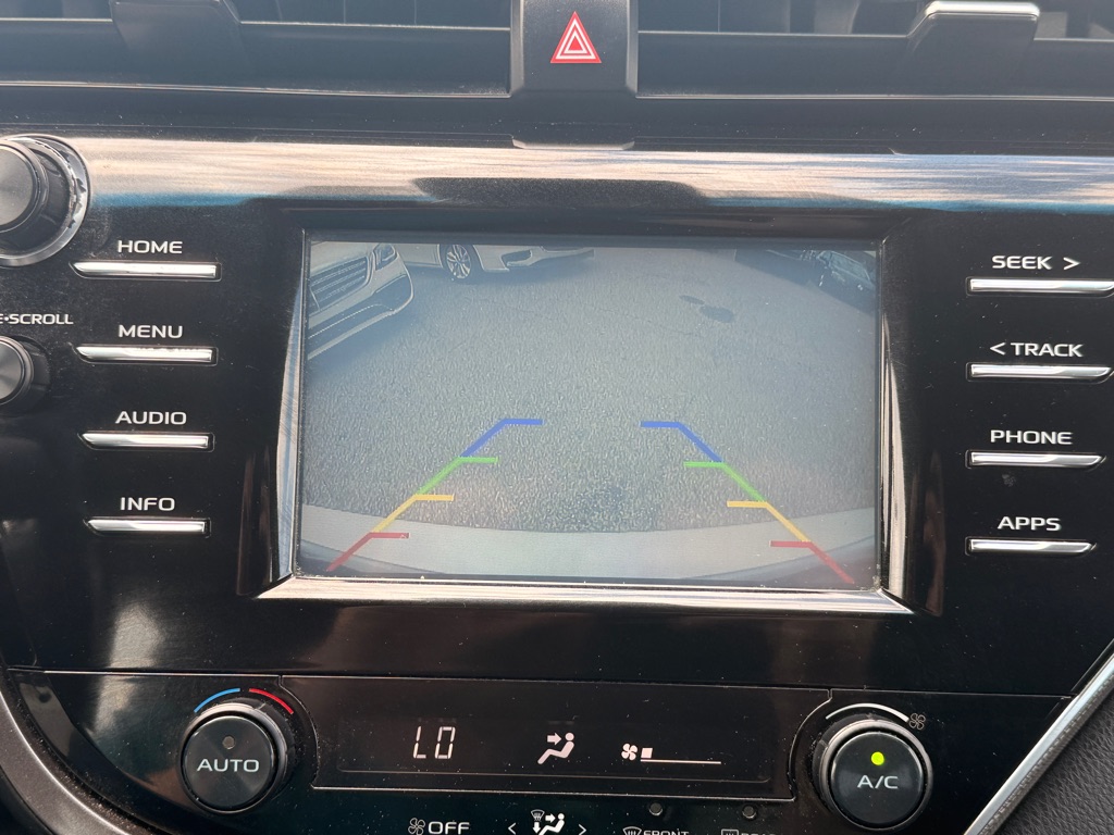 Photo 18 of this TOYOTA CAMRY