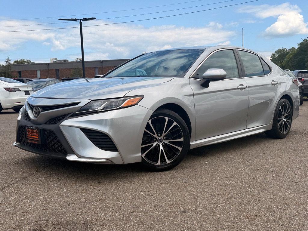 2018 TOYOTA CAMRY