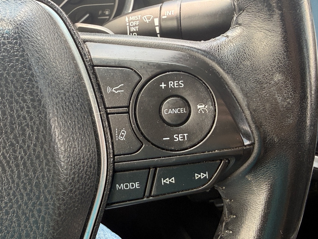 Photo 16 of this TOYOTA CAMRY