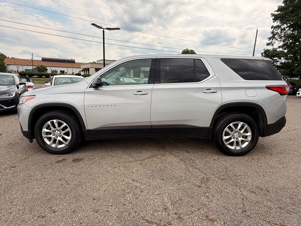 Photo 7 of this CHEVROLET TRAVERSE