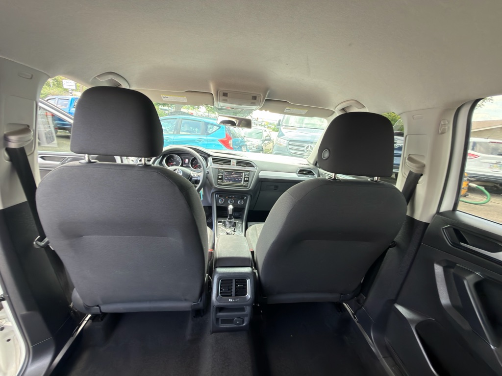 Photo 18 of this VOLKSWAGEN TIGUAN