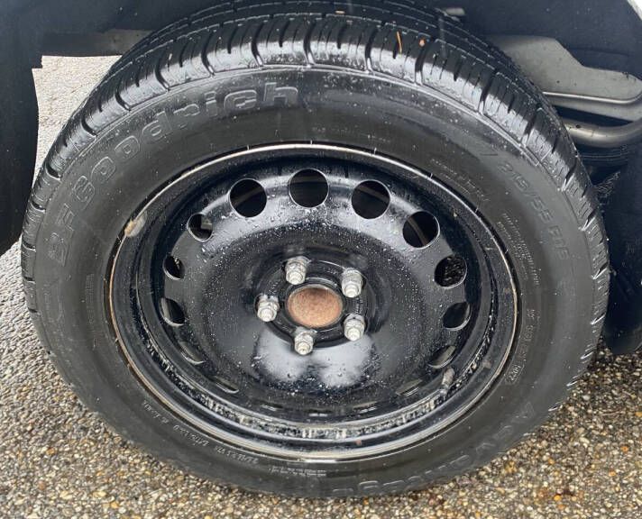 Photo 5 of this FORD TRANSIT CONNECT