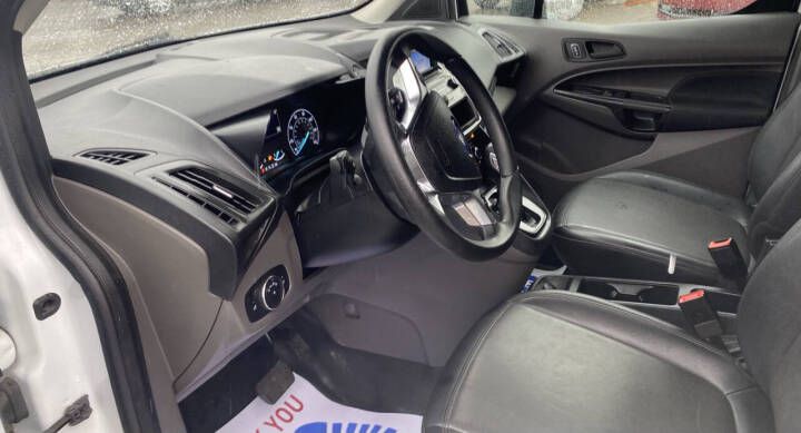 Photo 14 of this FORD TRANSIT CONNECT