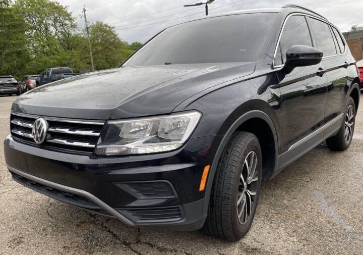 Photo 6 of this VOLKSWAGEN TIGUAN