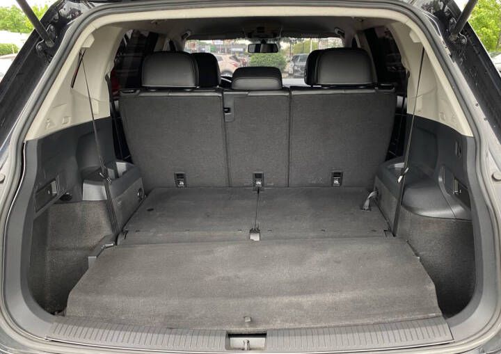 Photo 15 of this VOLKSWAGEN TIGUAN