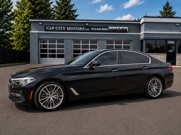 Photo 2 of this BMW 5 SERIES