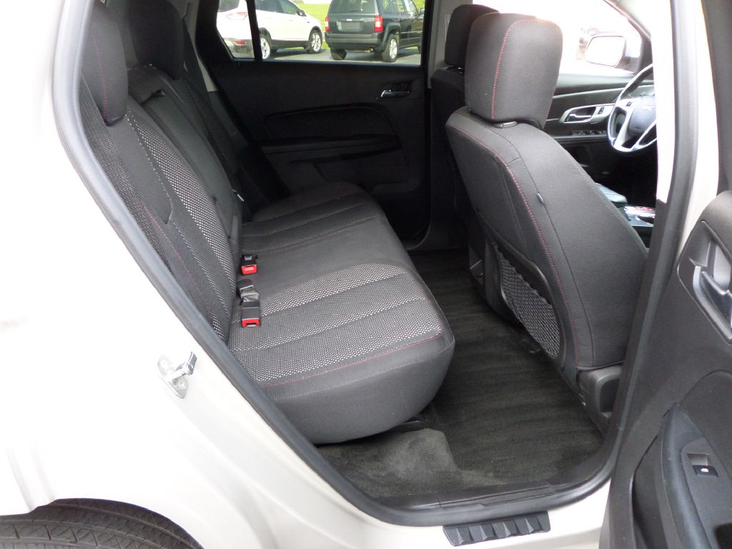 Photo 6 of this GMC TERRAIN