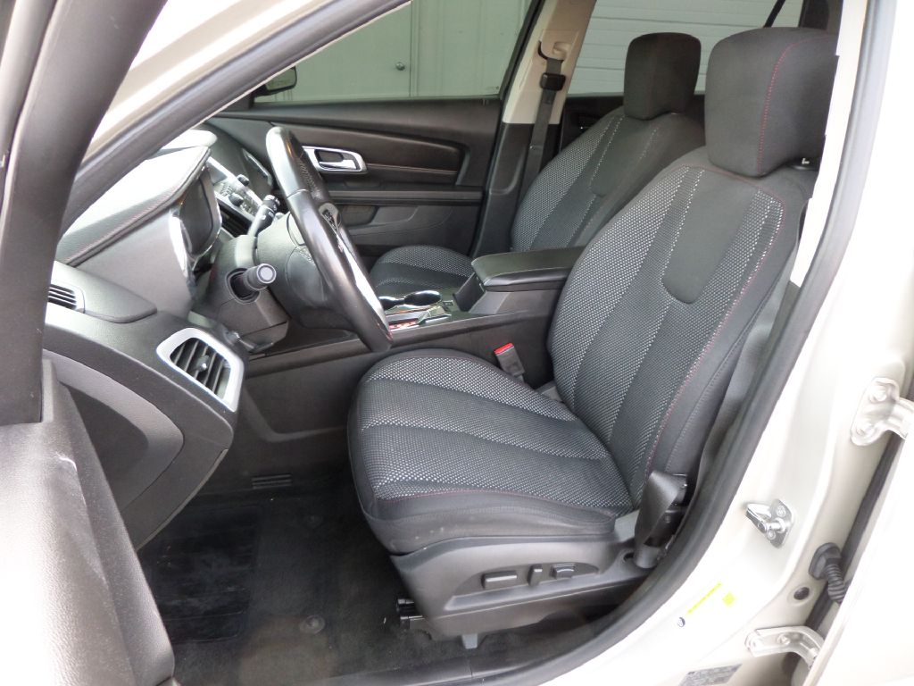 Photo 12 of this GMC TERRAIN