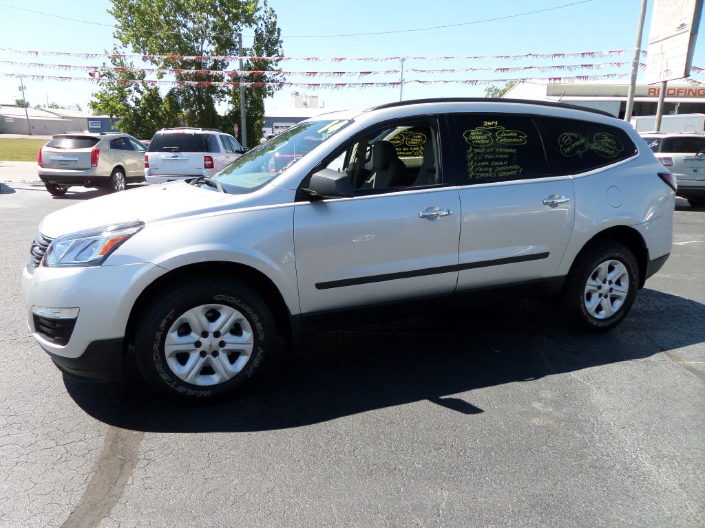 Photo 7 of this CHEVROLET TRAVERSE