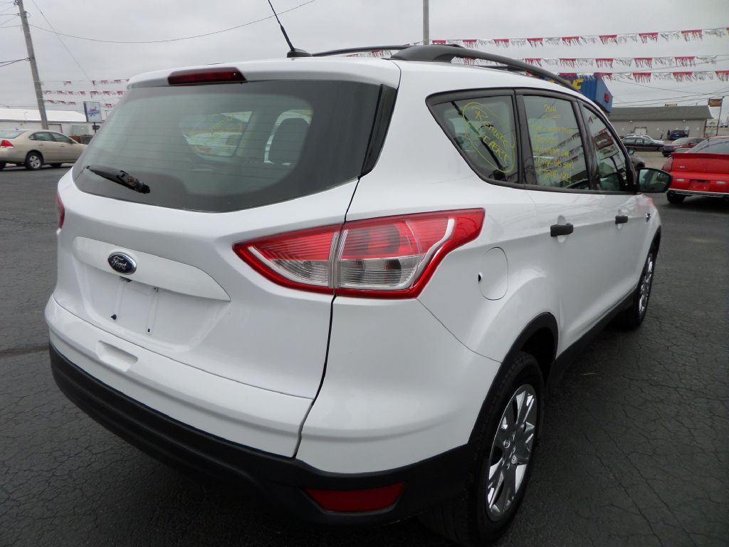 Photo 7 of this FORD ESCAPE