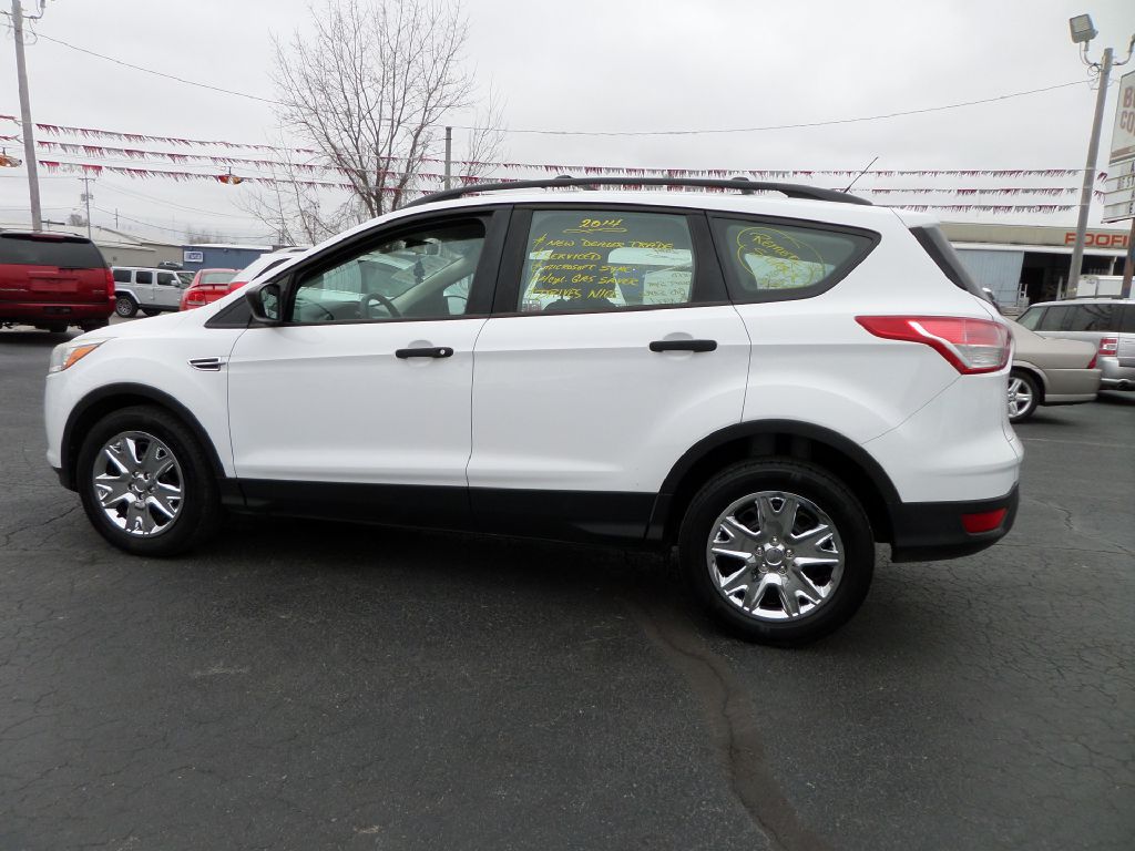 Photo 14 of this FORD ESCAPE
