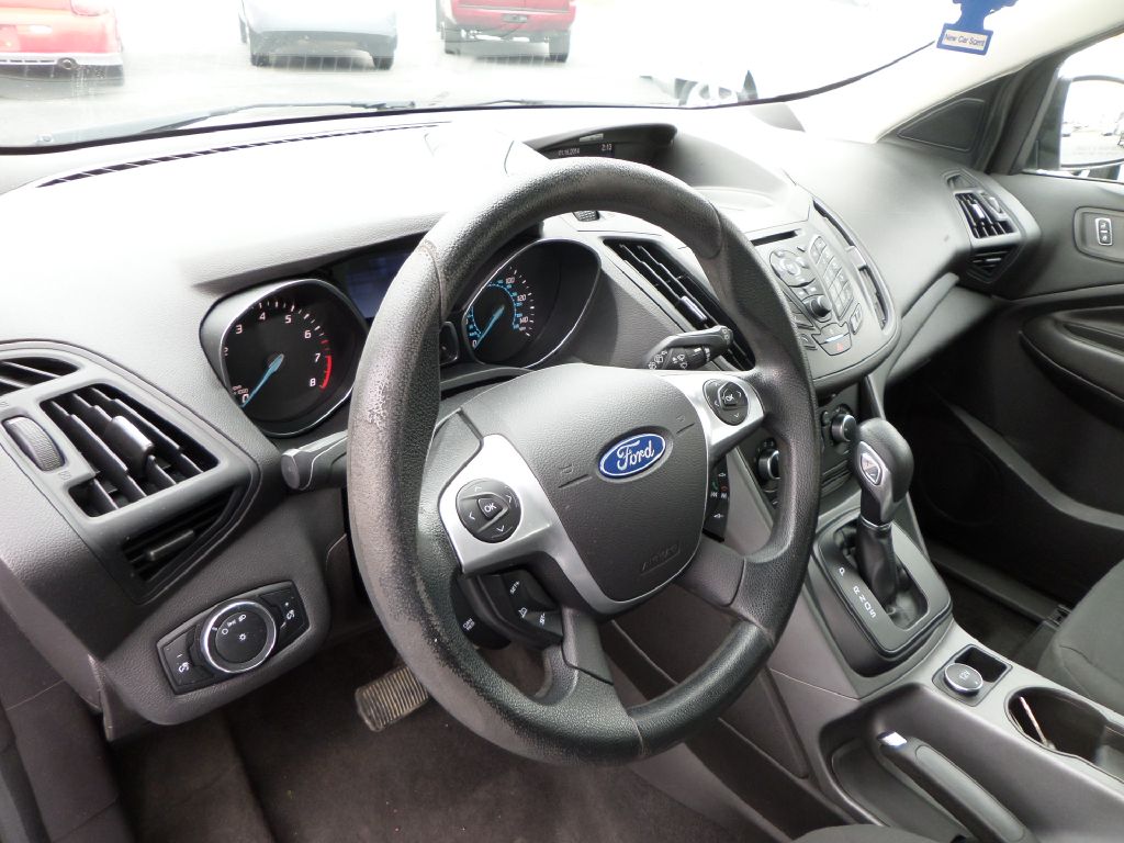Photo 11 of this FORD ESCAPE