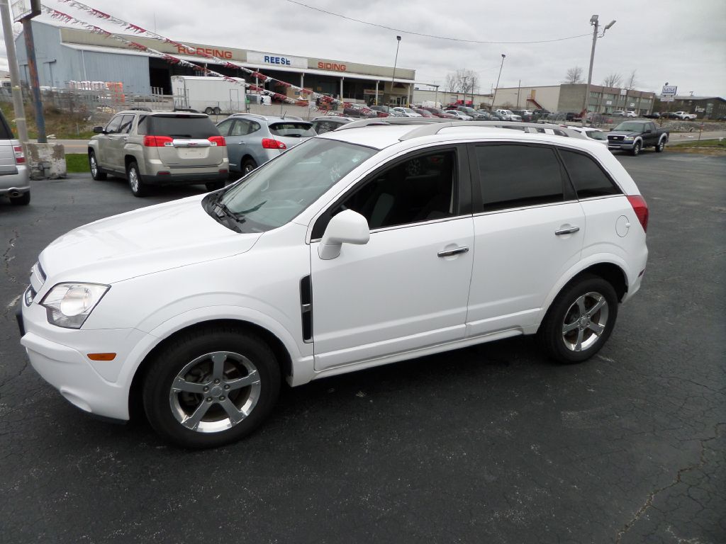 Photo 16 of this CHEVROLET CAPTIVA