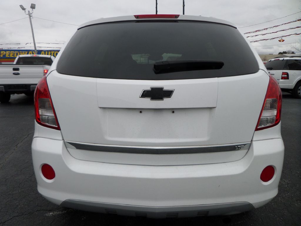 Photo 9 of this CHEVROLET CAPTIVA